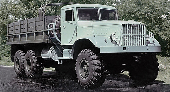 Подробное рассмотрение КрАЗ-255Б с фотографиями КрАЗ-255Б на IronHorse.ru ©